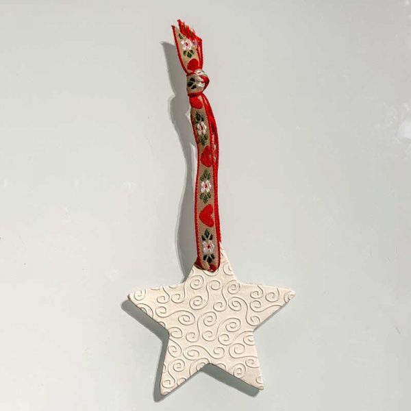 Handmade Christmas decoration - Xmas swirl patterned star decoration